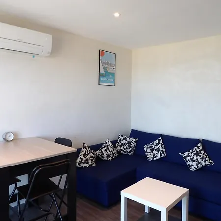Moderne Et Lumineux Face A La Mer, Apartment *
